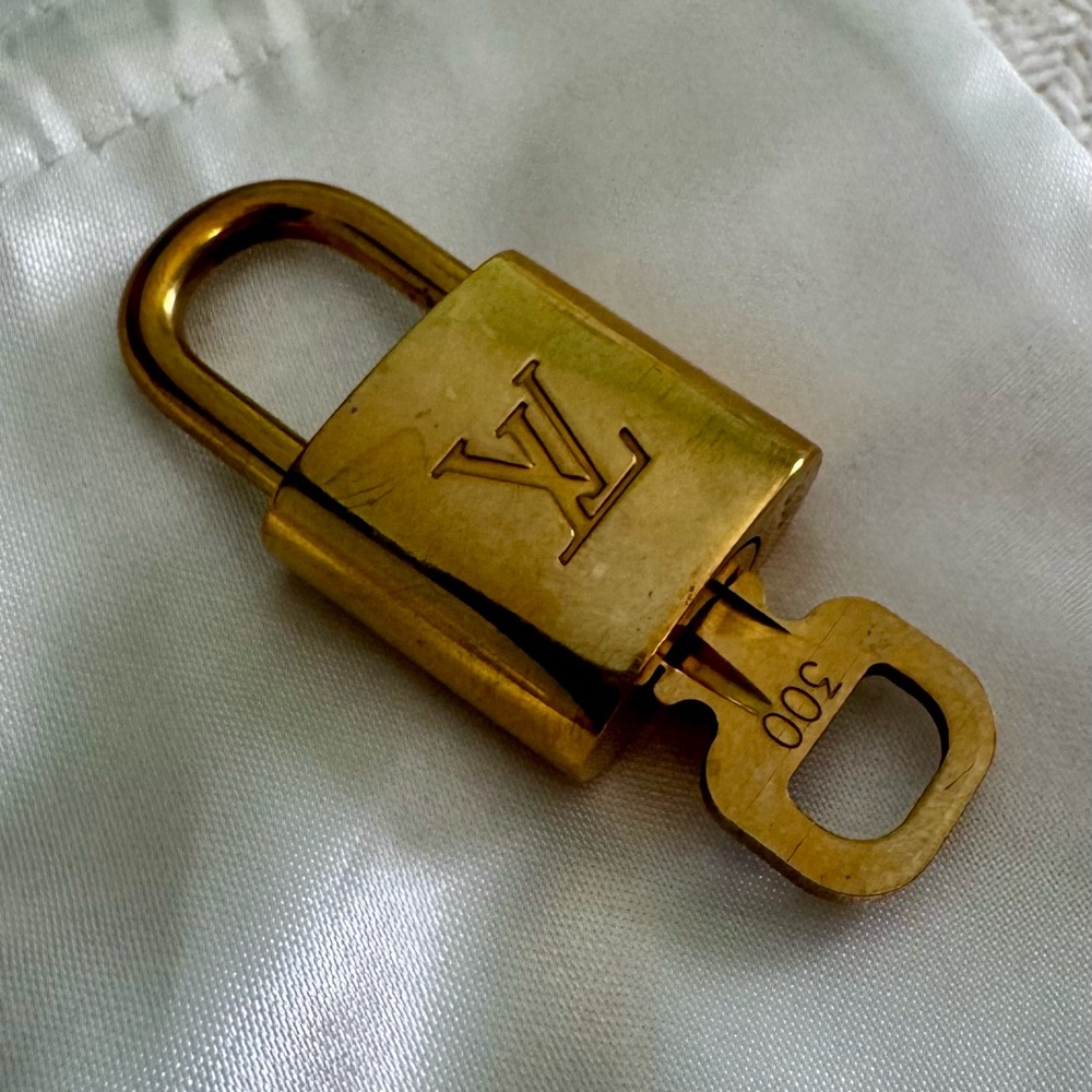 Louis Vuitton Lock and Key Set #300